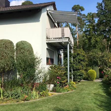 Appartamento Super Xxl 73 Qm, Mit Balkon Cadolzburg