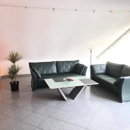 Super Xxl 73 Qm, Mit Balkon Cadolzburg